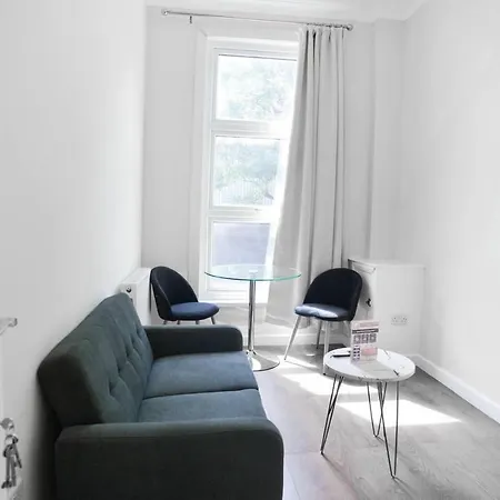 Elegant Studio In Euston